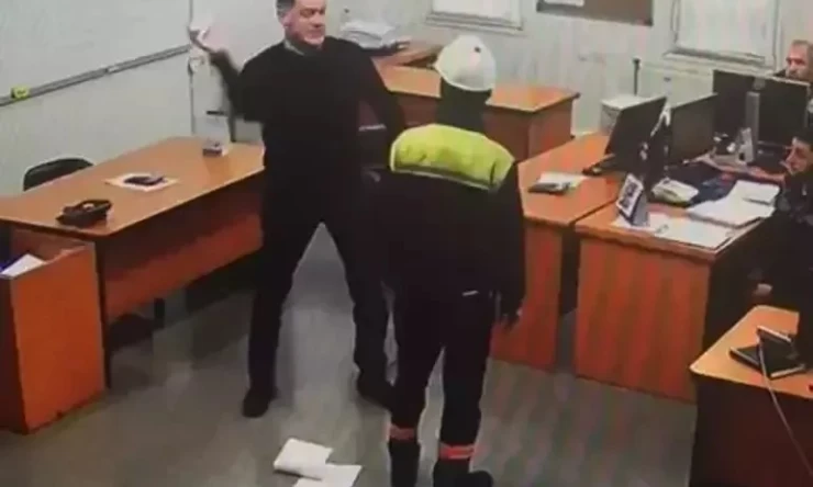 Kocaeli’de patronun işçisine şiddet uyguladığı görüntüler sosyal medyada infial yarattı