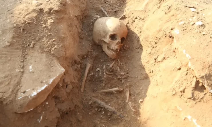 Diyarbakır'da 54 çocuk mezarı bulundu