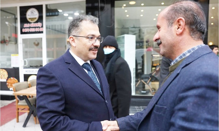 Iğdır Valisi Ercan Turan’dan Esnaf ve Yüzbaşılar Köyü Muhtarı Ahmet Uca’ya Ziyaret