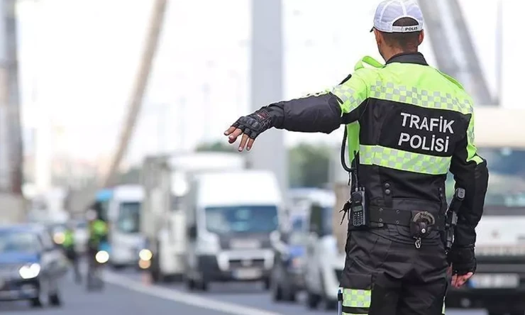 TBMM'de Tartışmalı Düzenleme: Eski Milletvekillerine Trafik Cezası Muafiyeti İddiası