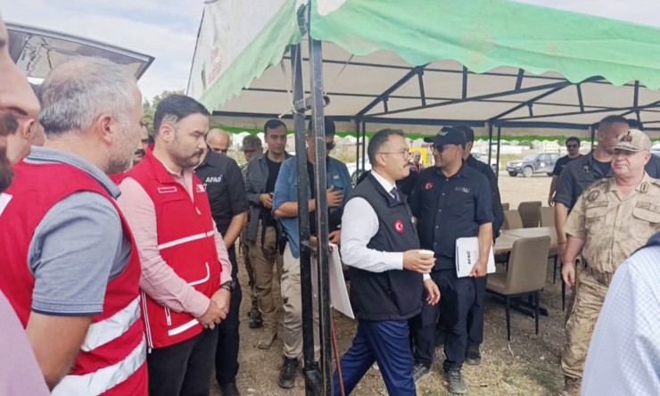 Kızılay Iğdır Şubesi Deprem Tatbikatında Ve Vatandaşlara Çay, Su ve Çorba İkramı